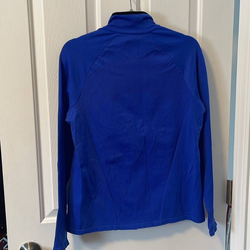 Athleta Zip Up Top - image 5